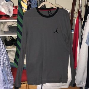 Air Jordan Long Sleeve Shirt (XL but fits like L)